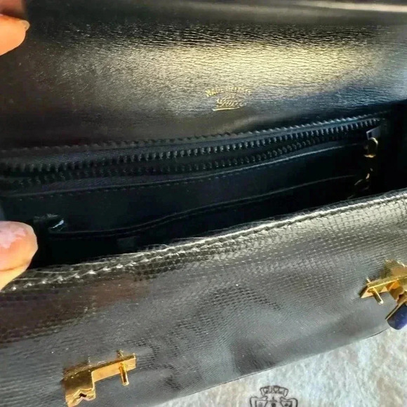 VINTAGE GUCCI SNAKESKIN CLUTCH - Picture 10 of 15